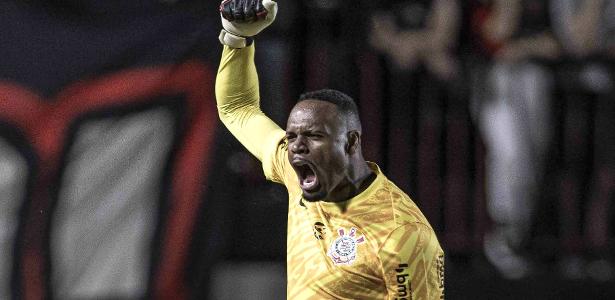 Torcida deve apoiar o Corinthians sem jogar contra equipe, alerta Casão