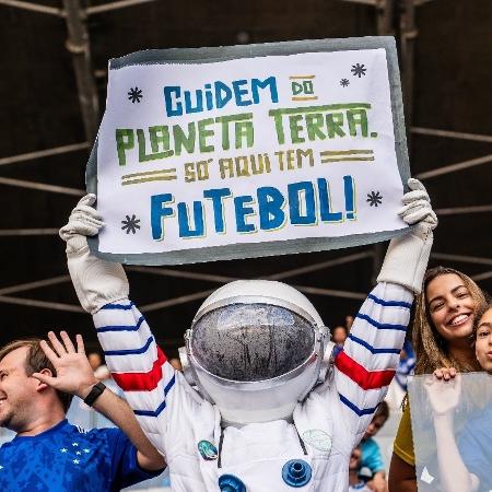 Personagem apareceu no estádio em quatro jogos recentes do torneio nacional - Divulgação