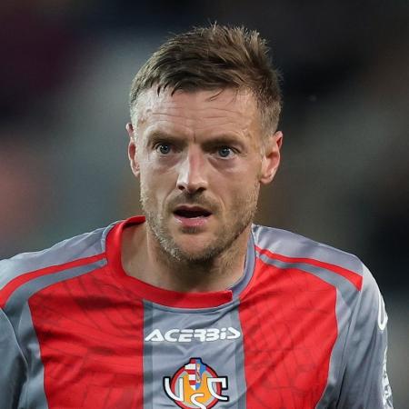 Jamie Vardy em ação pela Cremonese em jogo pelo Campeonato Italiano