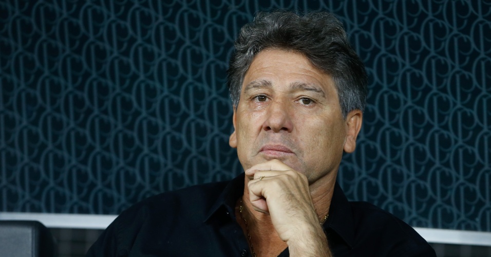 'Até Stevie Wonder veria pênalti' | Após vitória no 1º jogo da final, Renato esbraveja contra o árbitro