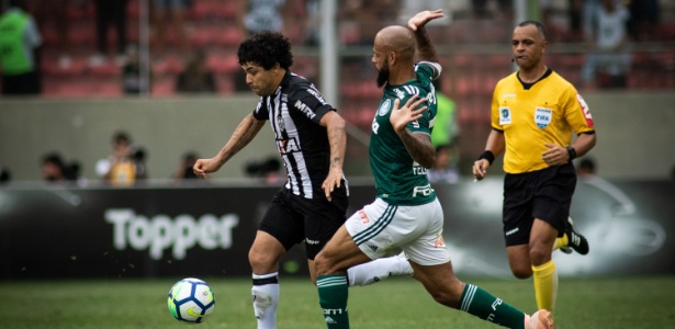 Ricardo Oliveira, Luan e Chará na seca... Galo depende dos volantes, meias e laterais - Marcelo Alvarenga/AGIF