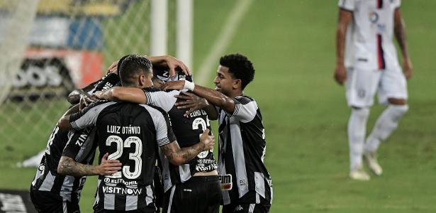 Com Dois De Babi, Botafogo Derrota Resende E Vence Primeira No Carioca ...