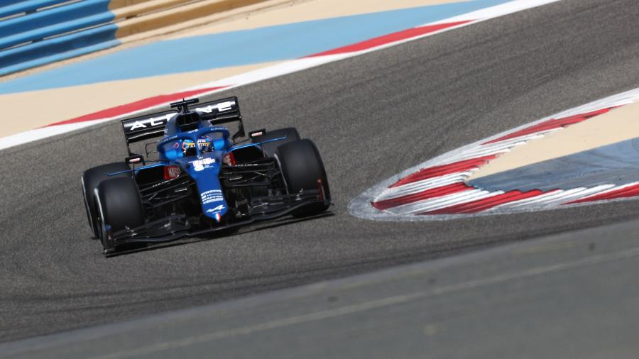 "Passamos do Q2 com o pneu médio e isso não é um luxo que normalmente temos", disse o piloto espanhol - Dan Istitene - Formula 1 via Getty Images