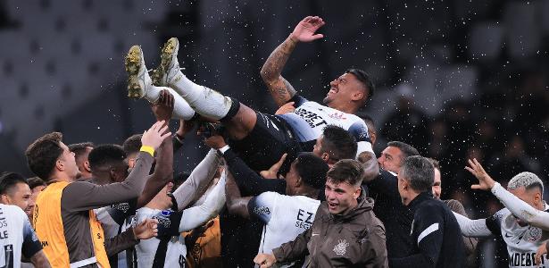 Jogadores Corinthianos Lamentam Saída de Paulinho: Perda Significativa