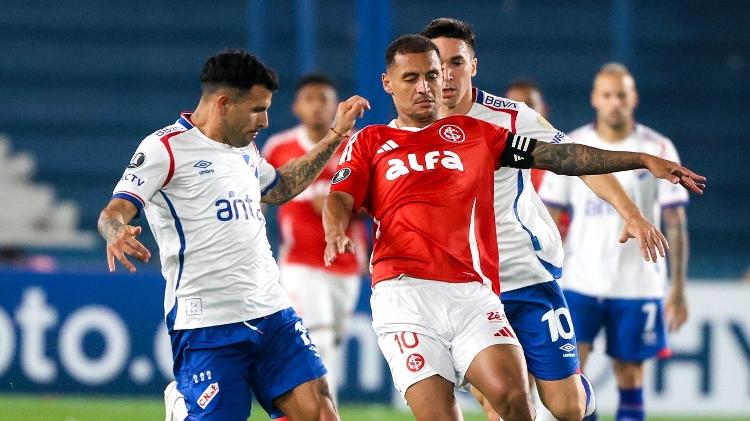 Inter enfrentou o Nacional em Montevidéu, no Uruguai, pela Libertadores