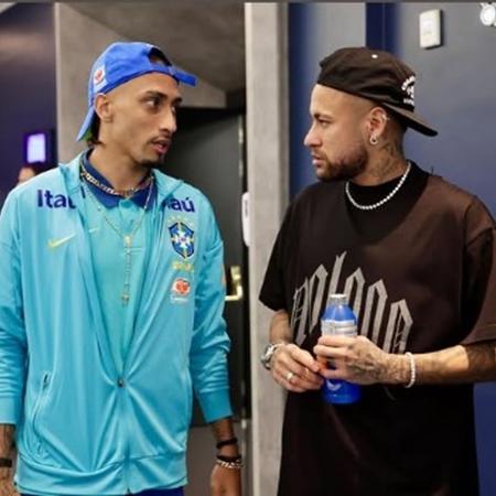 Neymar com Raphinha na concentração da seleção brasileira em São Paulo - Reprodução/Instagram