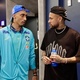 Neymar visita concentração da seleção antes de jogo contra o Paraguai