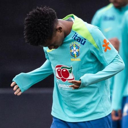 Estevão tem sido o mais festejado pelos fãs na Coreia do Sul Estevão tem sido o mais festejado pelos fãs na Coreia do Sul