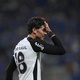 Pedro Raul tem trauma na costela, mas tem chance de enfrentar o Cruzeiro