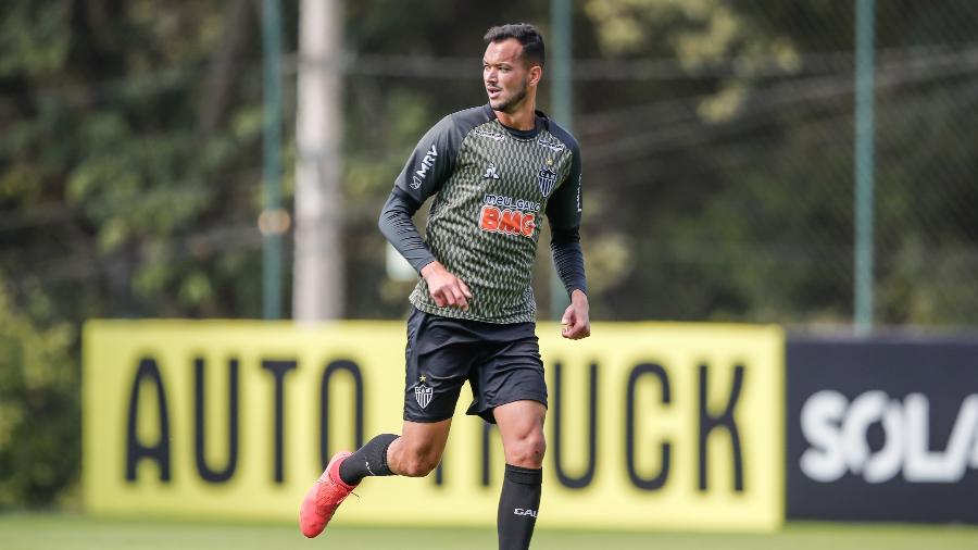 Réver, zagueiro do Atlético-MG, segue fora do Brasileirão 2020. Ele desfalcará a equipe contra o Santos - Bruno Cantini / Divulgação / Atlético-MG