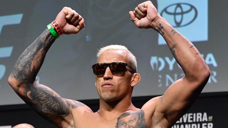Charles do Bronx Oliveira é campeão do UFC - Getty Images