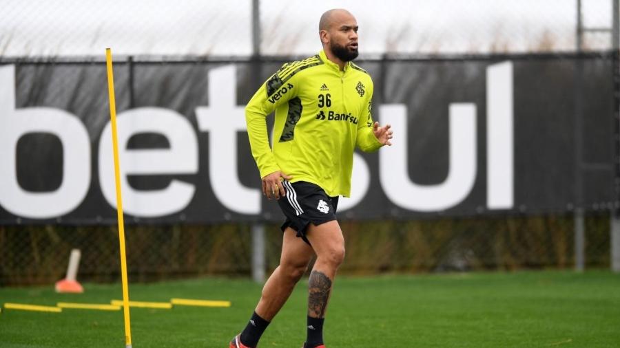 Rodrigo Moledo participa de treinamentos em recuperação de lesão no Inter - Ricardo Duarte/Inter