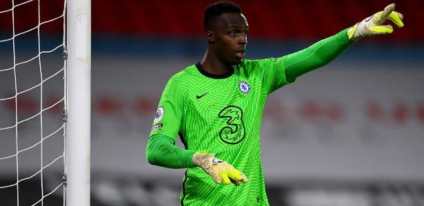 TNT Sports BR on X: E o prêmio de melhor goleiro de 2020/21 vai para  ÉDOUARD MENDY, do Chelsea e da seleção senegalesa! 🏆🧤 #TheBest Campeão da  Champions League, Mendy catou DEMAIS