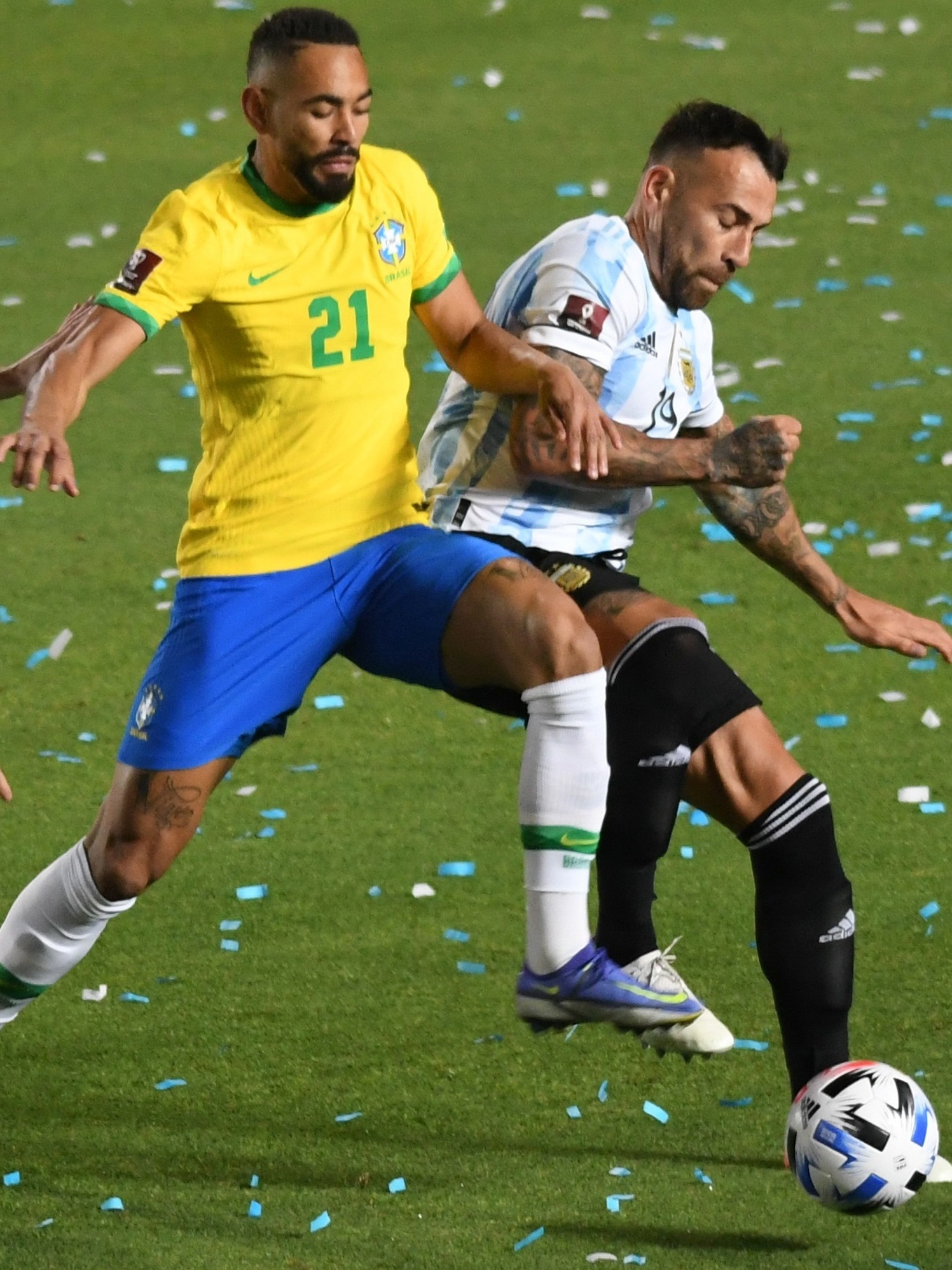 Pau cantou' e catimba em empate de Brasil x Argentina; veja