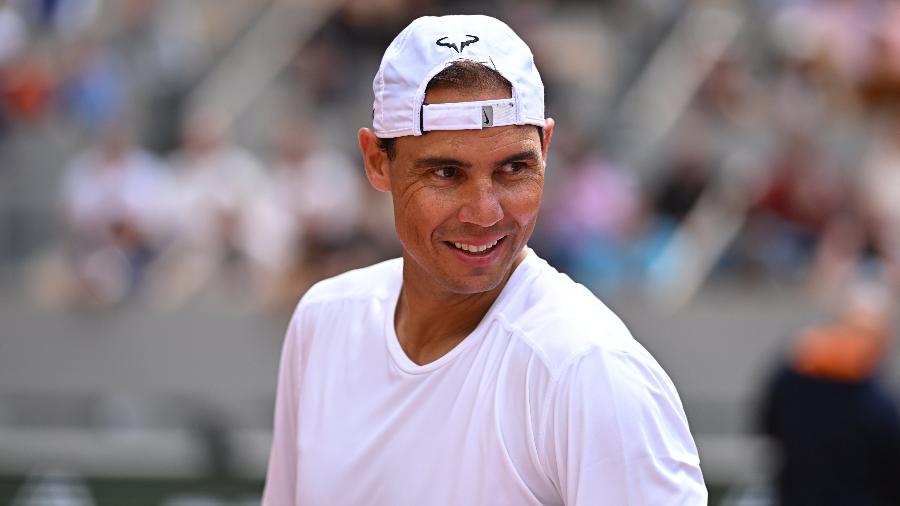 Rafael Nadal treina em Roland Garros para o torneio de 2024