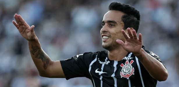 Presença em treino aumenta chances de Jadson jogar clássico com o Santos - Rodrigo Gazzanel/Ag. Corinthians