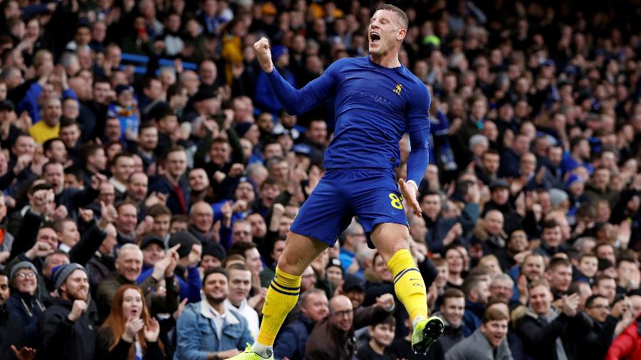 Ross Barkley comemora seu gol pelo Chelsea contra Nottingham Forest -  Action Images via Reuters/John Sibley