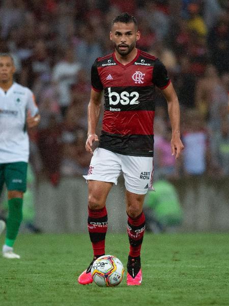 Thiago Maia em ação pelo Flamengo - Alexandre Vidal, Marcelo Cortes & Paula Reis / Flamengo