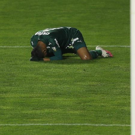 Rony comemora a marcação do pênalti para o Palmeiras contra o Bolívar - Cesar Greco