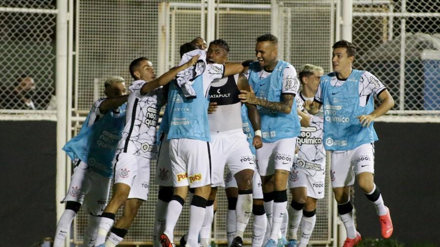 Jogadores do Corinthians festejam gol marcado em cima do Ituano - Rodrigo Coca/ Ag. Corinthians 