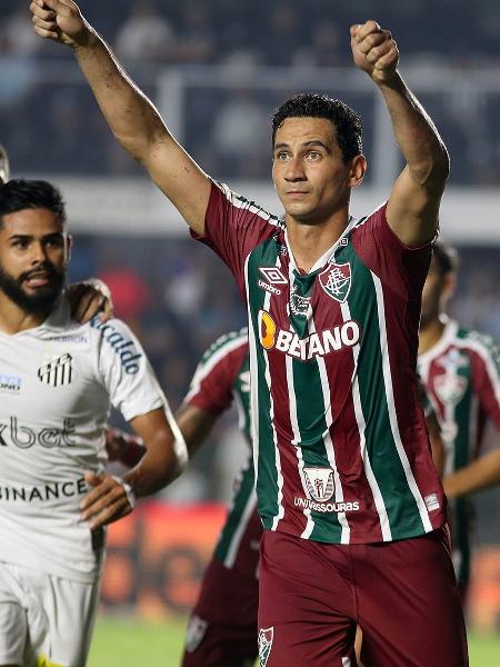 Paulo Henrique Ganso, do Fluminense, comemora gol sobre o Santos pelo Brasileirão - MAURÍCIO DE SOUZA/DIÁRIO DO LITORAL/ESTADÃO CONTEÚDO