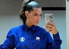 Deborah Secco dá spoiler e transforma uniforme do SporTV em cropped - Reprodução