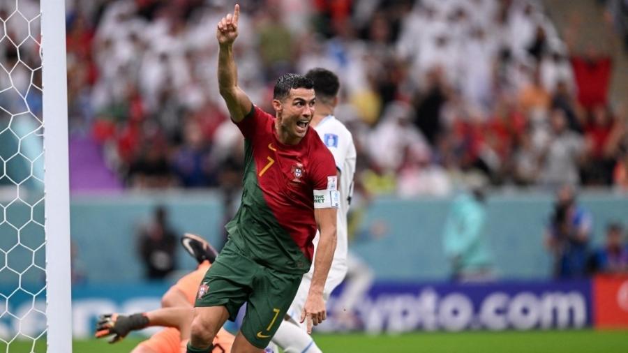 Cristiano Ronaldo marcou gol de cabeça na partida entre Portugal e Uruguai - Kirill KUDRYAVTSEV / AFP