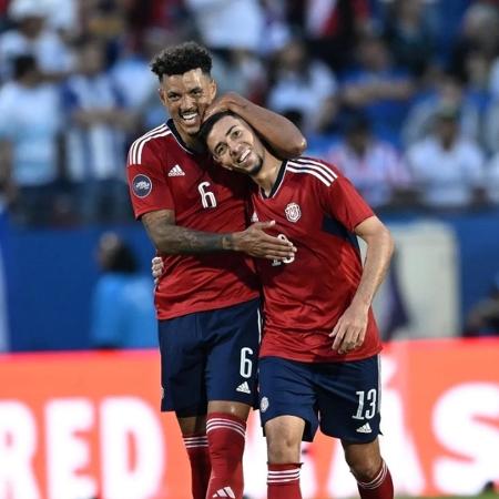 Jogadores da Costa Rica comemoram classificação para a Copa América 2024