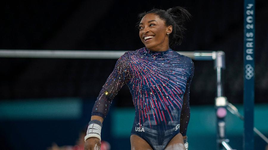 Simone Biles, ginasta dos EUA durante treino: a gente levanta