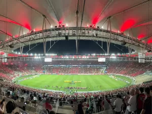 Onde vai passar Flamengo x Corinthians? Como assistir ao vivo com imagens