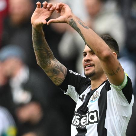 Bruno Guimarães, do Newcastle, celebra gol sobre o Manchester United, no Campeonato Inglês Bruno Guimarães, do Newcastle, celebra gol sobre o Manchester United, no Campeonato Inglês