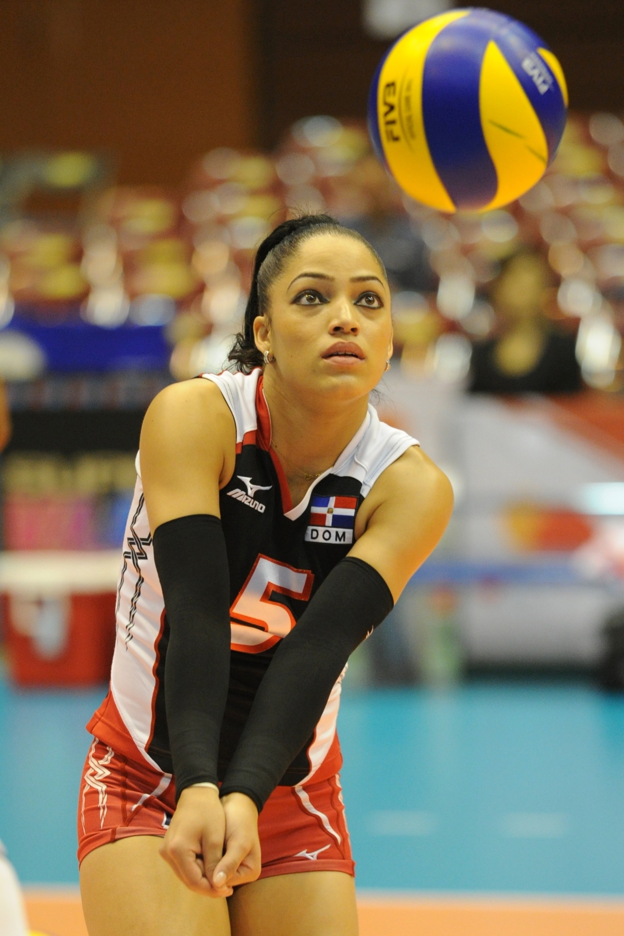 Brenda Castillo, atleta da seleção de vôlei da República Dominicana