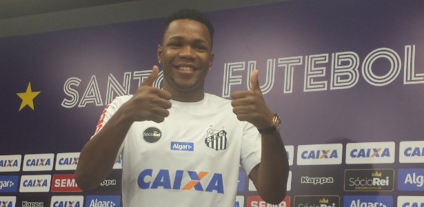 Volante Matheus Jesus ficará por empréstimo no Santos até o fim de 2018 - Samir Carvalho/UOL Esporte