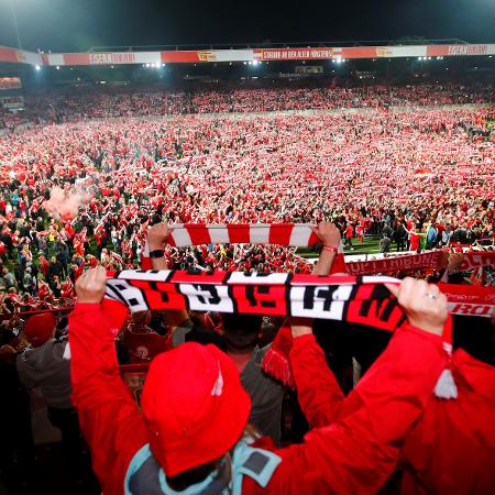 Torcida do Union durante festa pelo acesso em 2019: nos últimos anos, clube colecionou vitórias - Hannibal Hanschke/Reuters