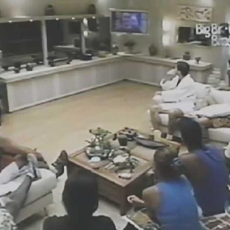 A segunda edição do Big Brother Brasil aconteceu durante toda a disputa da Copa do Mundo de 2002 - Reprodução