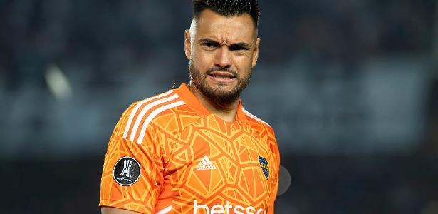 Goleiro do Boca diz que gramado é 