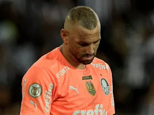 STJD avalia empurrão de Weverton em Pikachu e goleiro pode ser punido