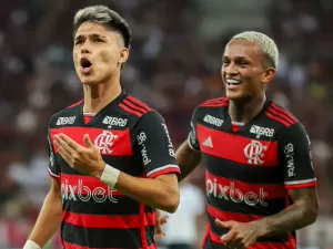 Em meio aos desfalques pela Copa América, Luiz Araújo vira destaque no Flamengo
