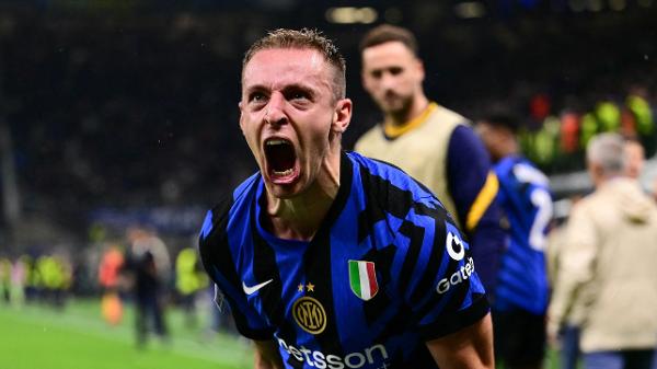 Frattesi vibra após marcar em Inter de Milão x Barcelona Frattesi vibra após marcar em Inter de Milão x Barcelona
