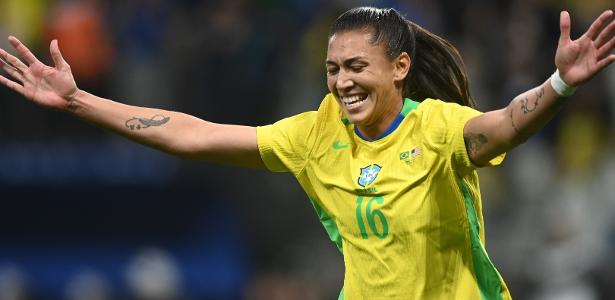 Brasil vence Estados Unidos por 2 a 1 em amistoso de futebol feminino
