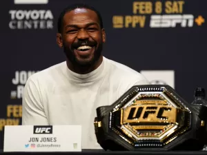 Transmissão ao vivo do UFC 309: onde assistir e horário de todas as lutas