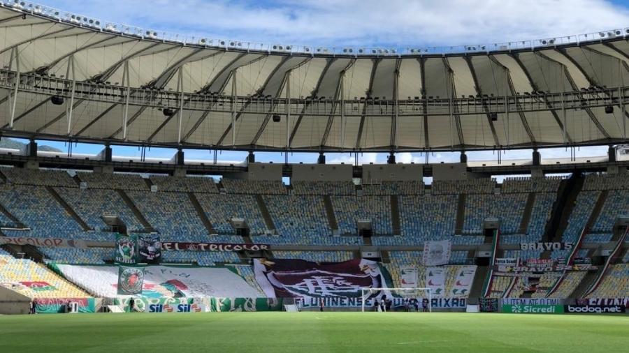 Torcida do Fluminense levou faixas para a arquibancada do Maracanã - Arquivo pessoal