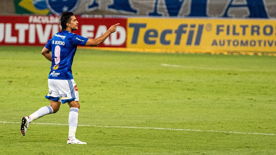 Marcelo Moreno comemora gol marcado para o Cruzeiro contra o Paraná - Alessandra Torres/AGIF
