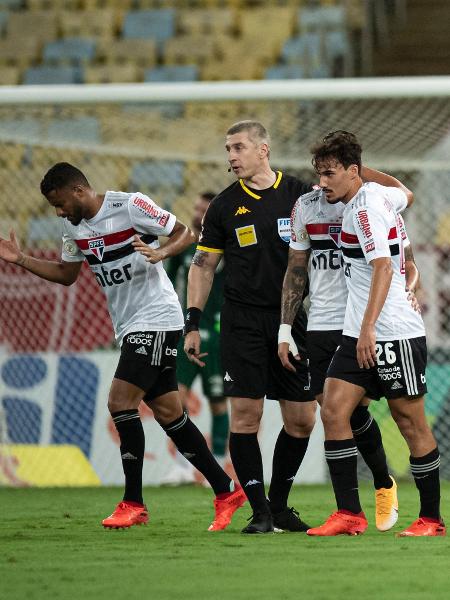 Lance da partida entre Fluminense e São Paulo, no Maracanã em dezembro - Jorge Rodrigues/AGIF