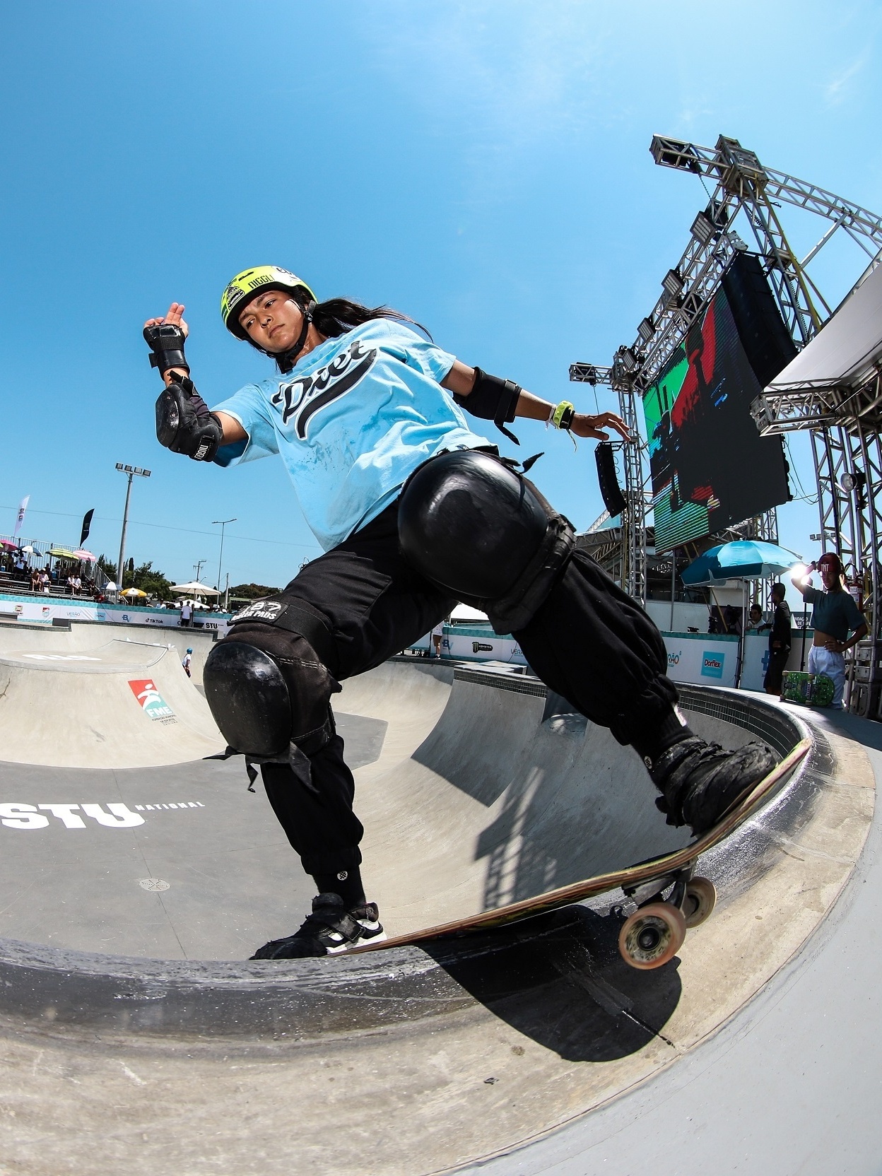 O salto do skate no STU de 'carrinho feio' para estrela de marketing