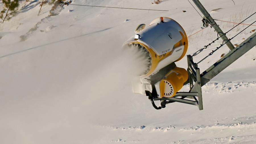 Máquina de neve nas Olimpíadas de inverno -  Leo RAMIREZ / AFP