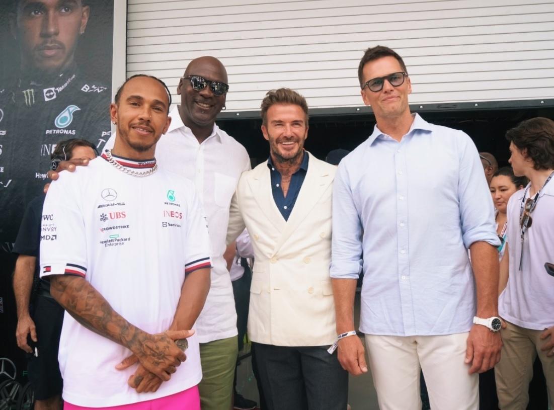 Lewis Hamilton, Michael Jordan, David Beckham e Tom Brady no paddock do GP de Miami - Reprodução/Twitter