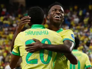 Vinícius Júnior enfim mostra que é a grande estrela da seleção brasileira