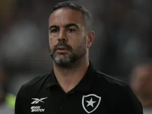 Botafogo dá longo descanso ao elenco após maratona de jogos e decisões