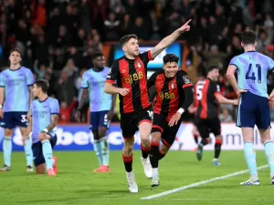 Arsenal perde para o Bournemouth e desperdiça chance de liderar o Inglês